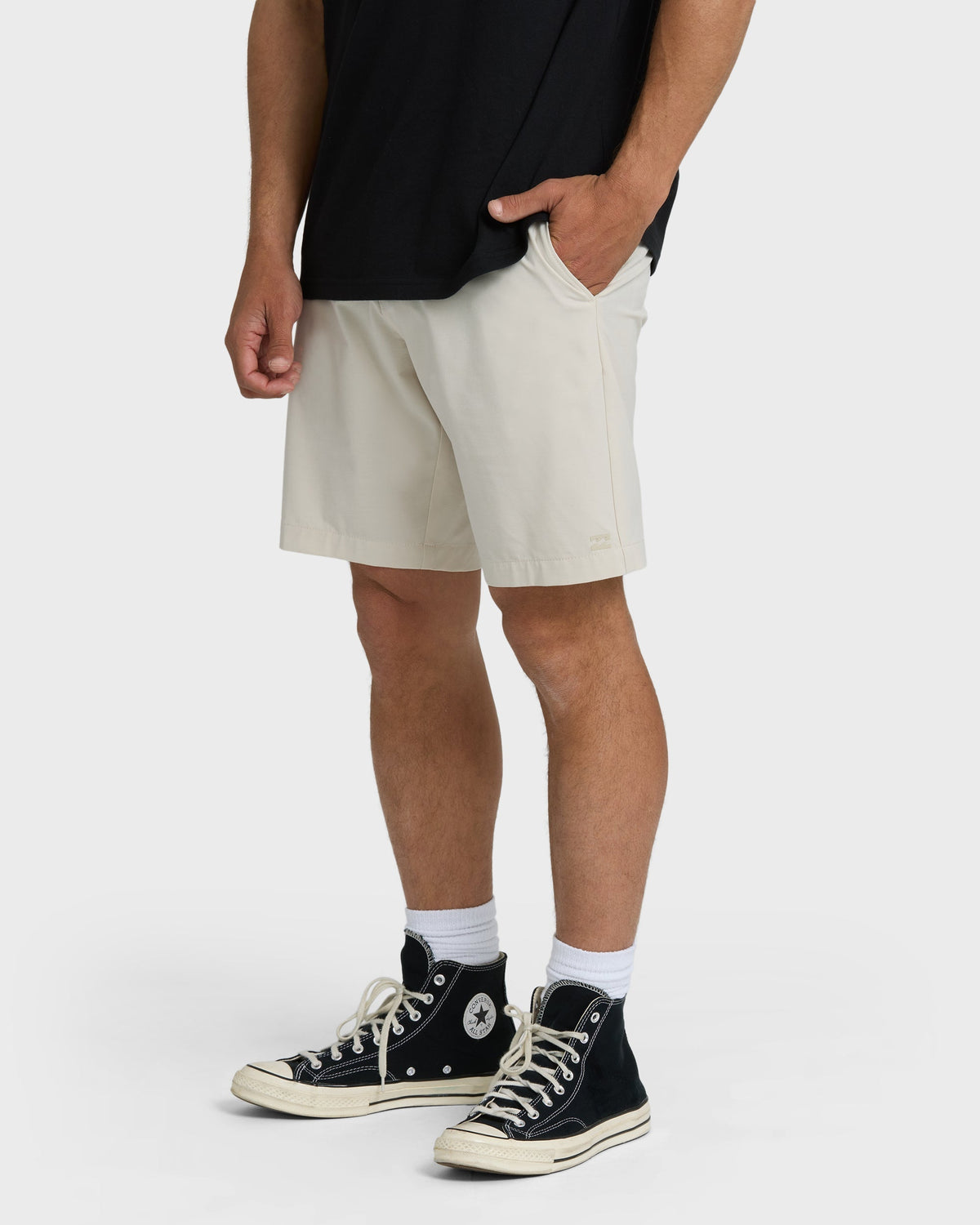 Primary Submersible 18 Hybrid Shorts - Oatmeal